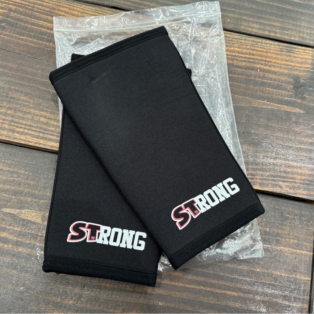 Strong Knee Sleeves 5mm thickness Size Small for powerlifting, weight lifting